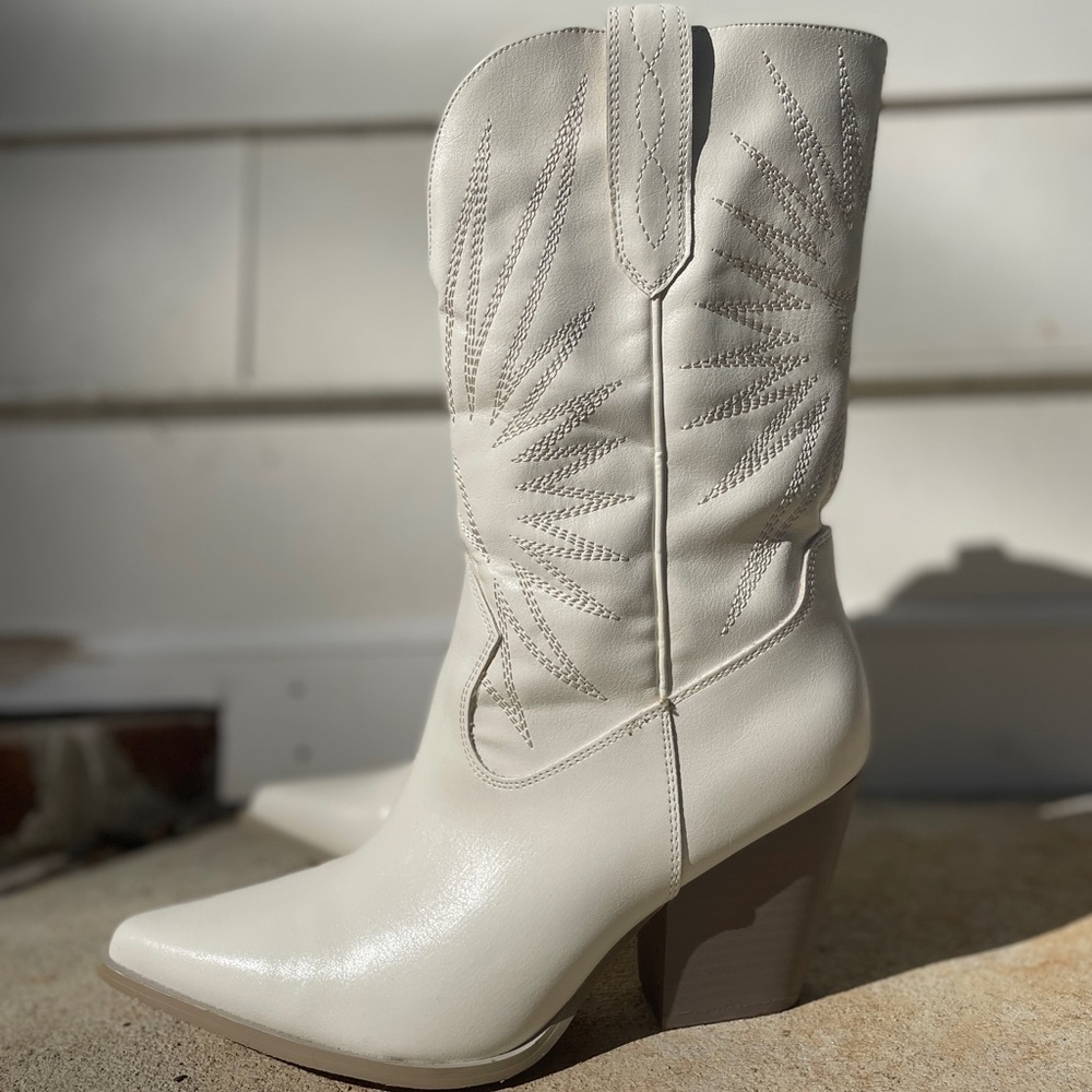 White heeled cowboy boots